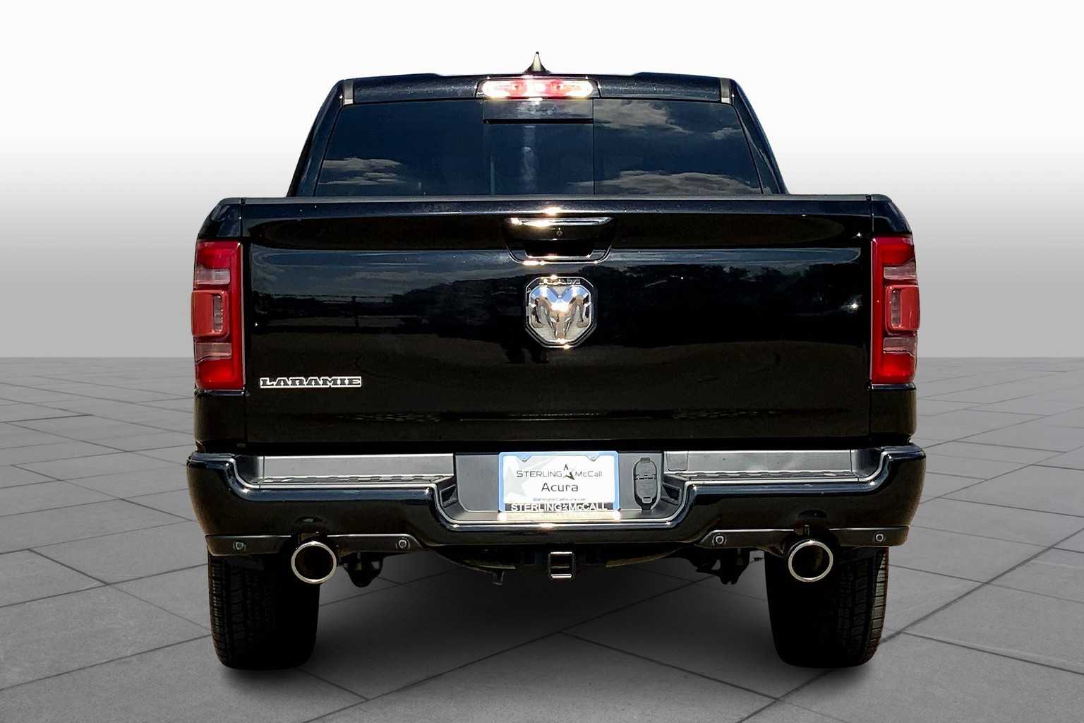 2019 Ram 1500 Laramie photo 4