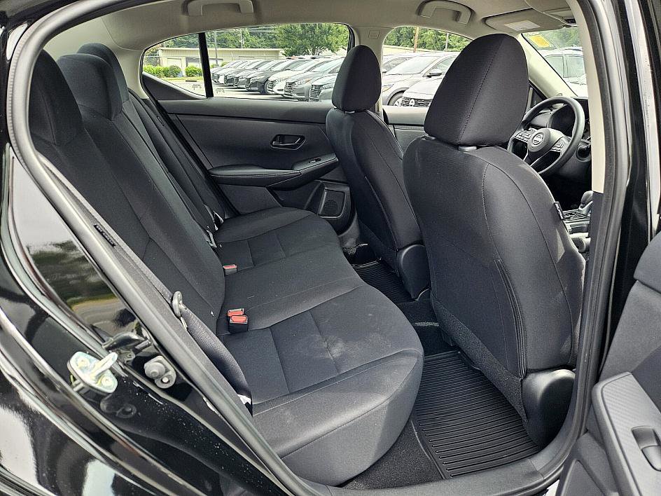 2025 Nissan Sentra S photo 13