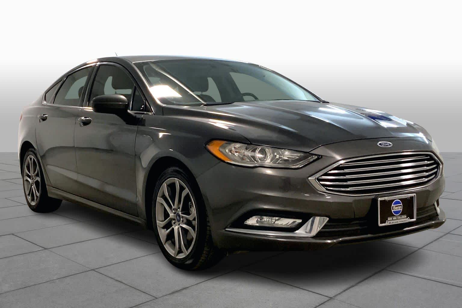 Used 2017 Ford Fusion SE with VIN 3FA6P0HD9HR343730 for sale in Kansas City