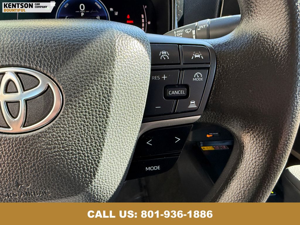 2025 Toyota Camry LE photo 17