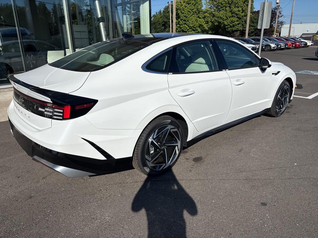 2025 Hyundai Sonata SEL Convenience photo 6