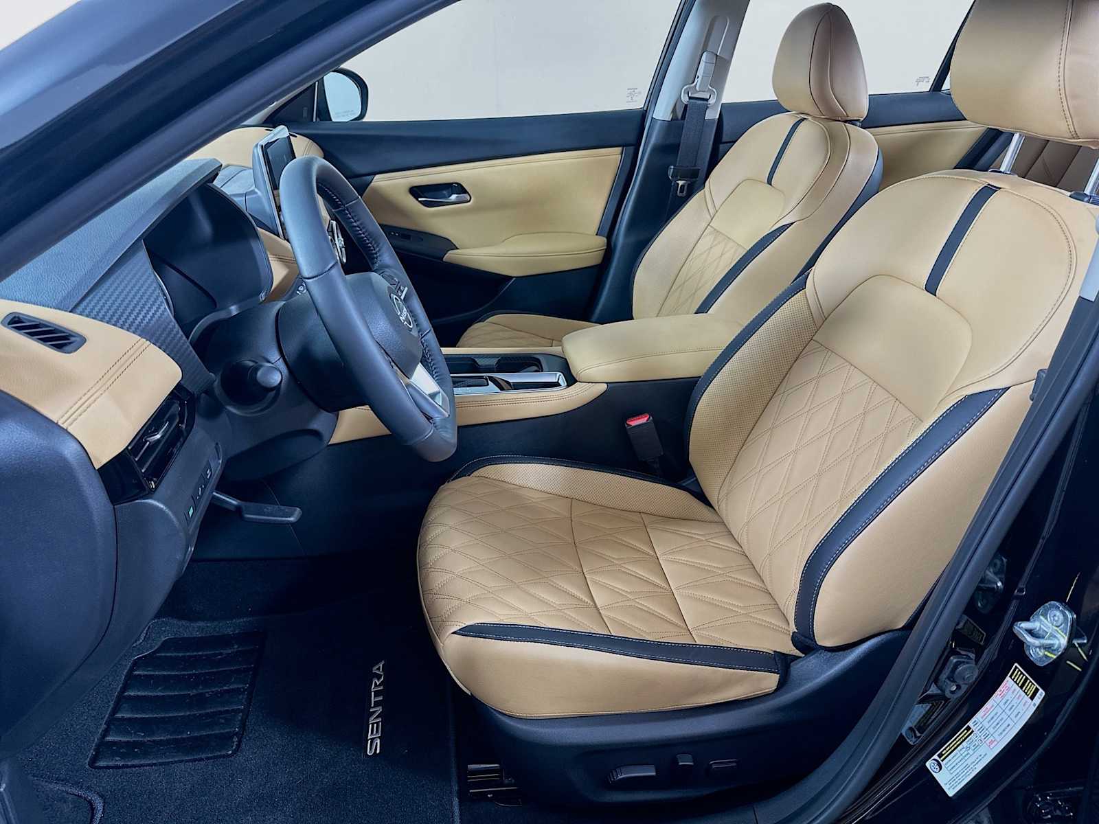 2024 Nissan Sentra SV photo 18