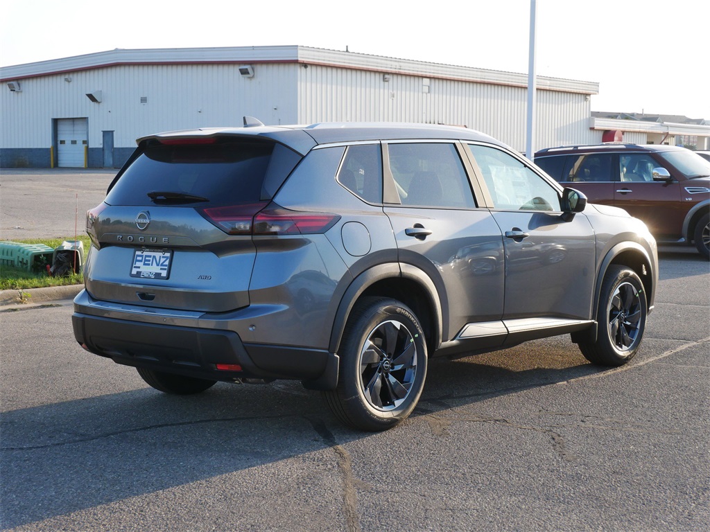 2026 Nissan Rogue SV AWD photo 2