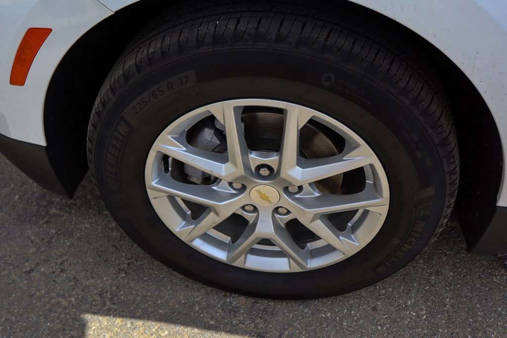 2024 Chevrolet Equinox LT photo 38