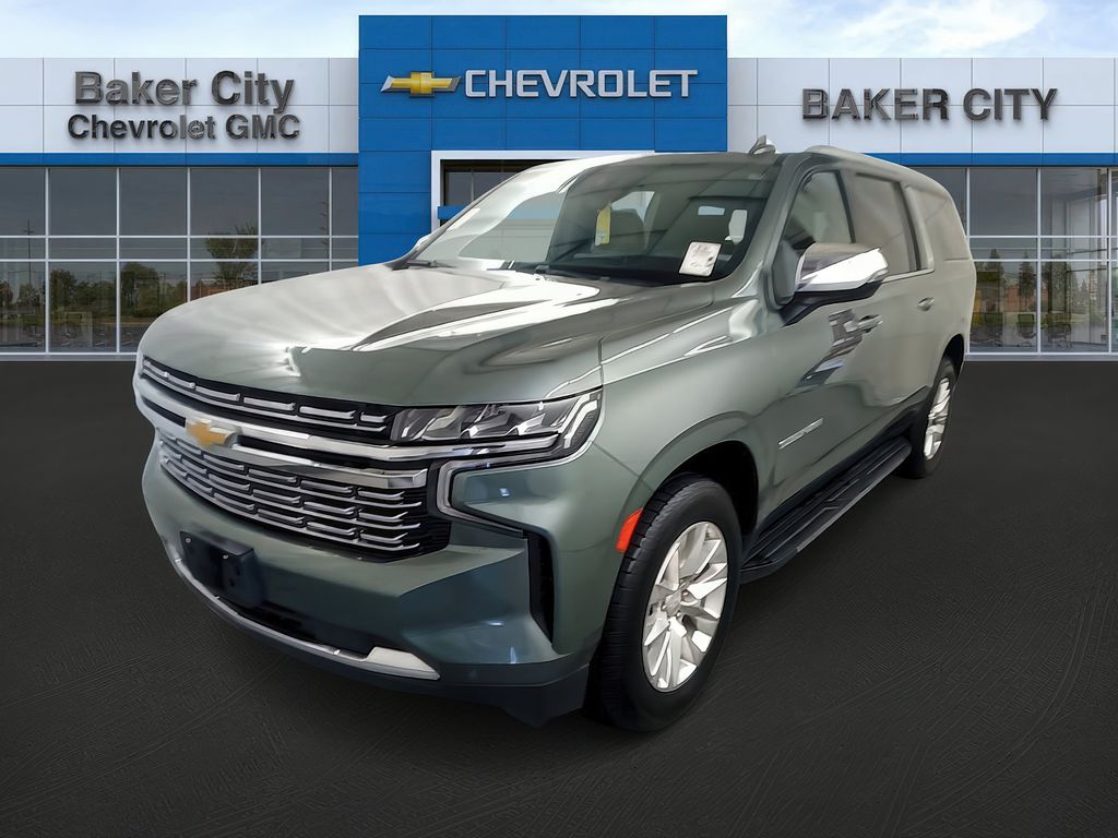 2023 Chevrolet Suburban Premier's photo