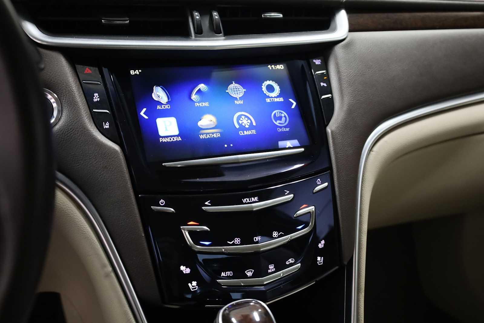 2013 Cadillac XTS Premium photo 25