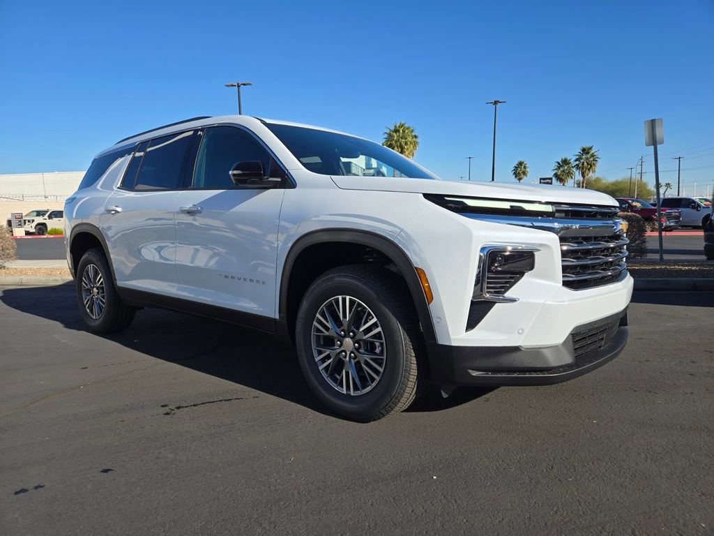 2026 Chevrolet Traverse LT's photo