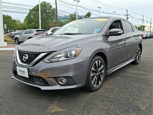 2019 Nissan Sentra SR photo 4