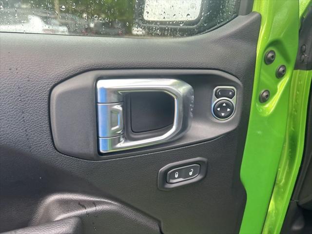 2025 Jeep Wrangler Sport S 4xe photo 33
