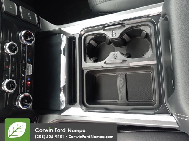 New 2025 Glacier Gray Metallic Tri-Coat Ford Lariat image 21