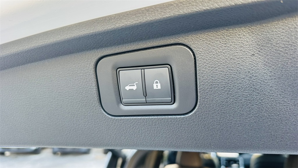 2026 Nissan Armada SL photo 29