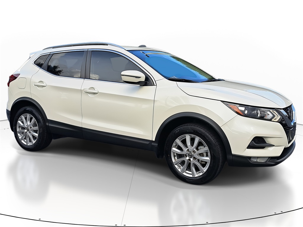2021 Nissan Rogue Sport SV photo 2