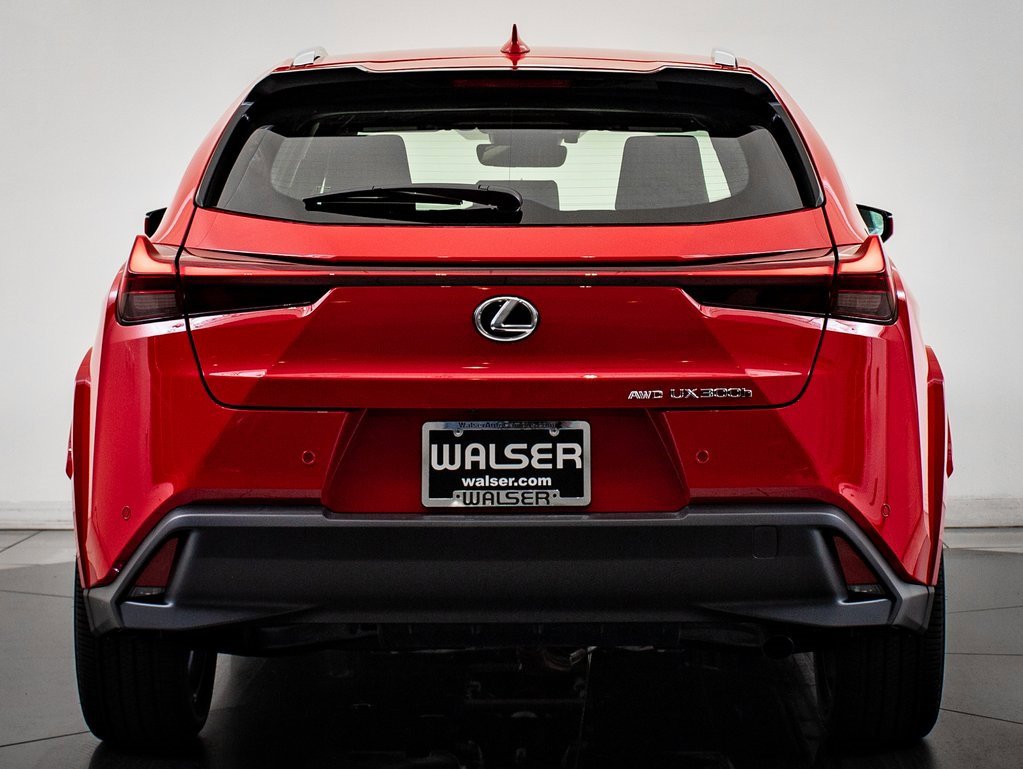 2025 Lexus UX Premium photo 7