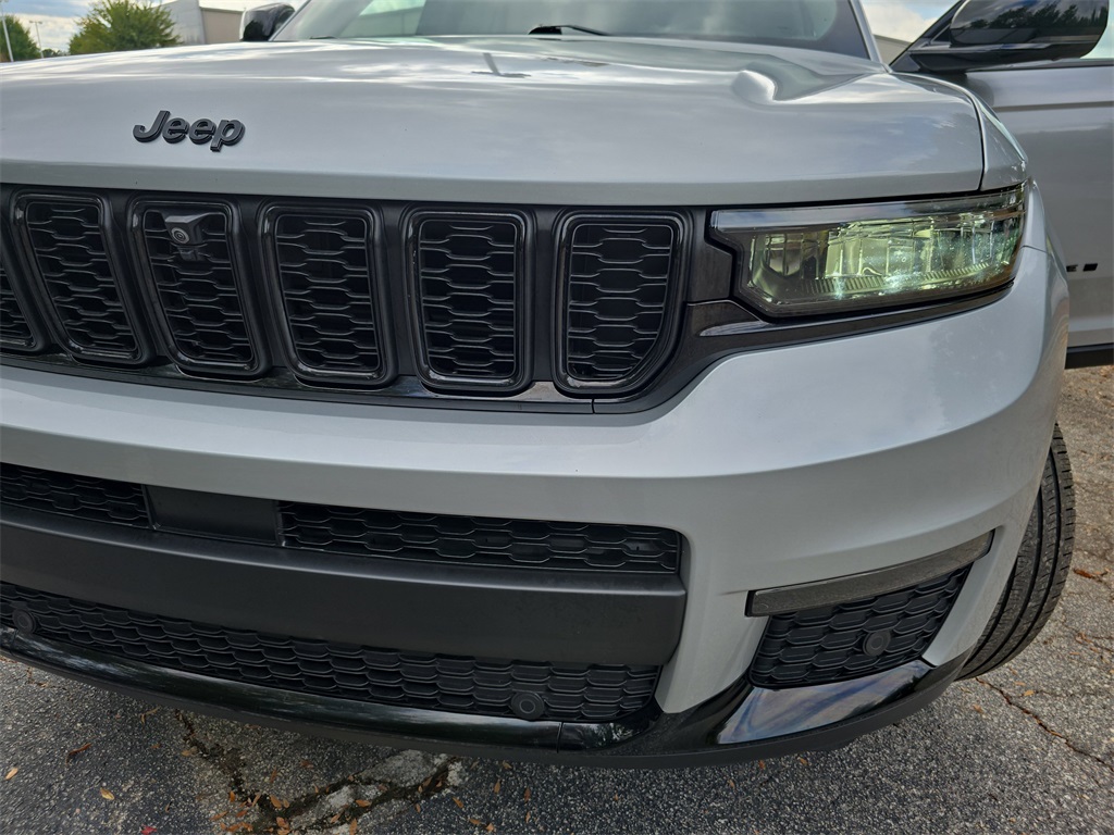 2023 Jeep Grand Cherokee Limited photo 30