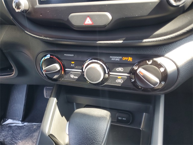 2025 Kia Soul LX photo 18