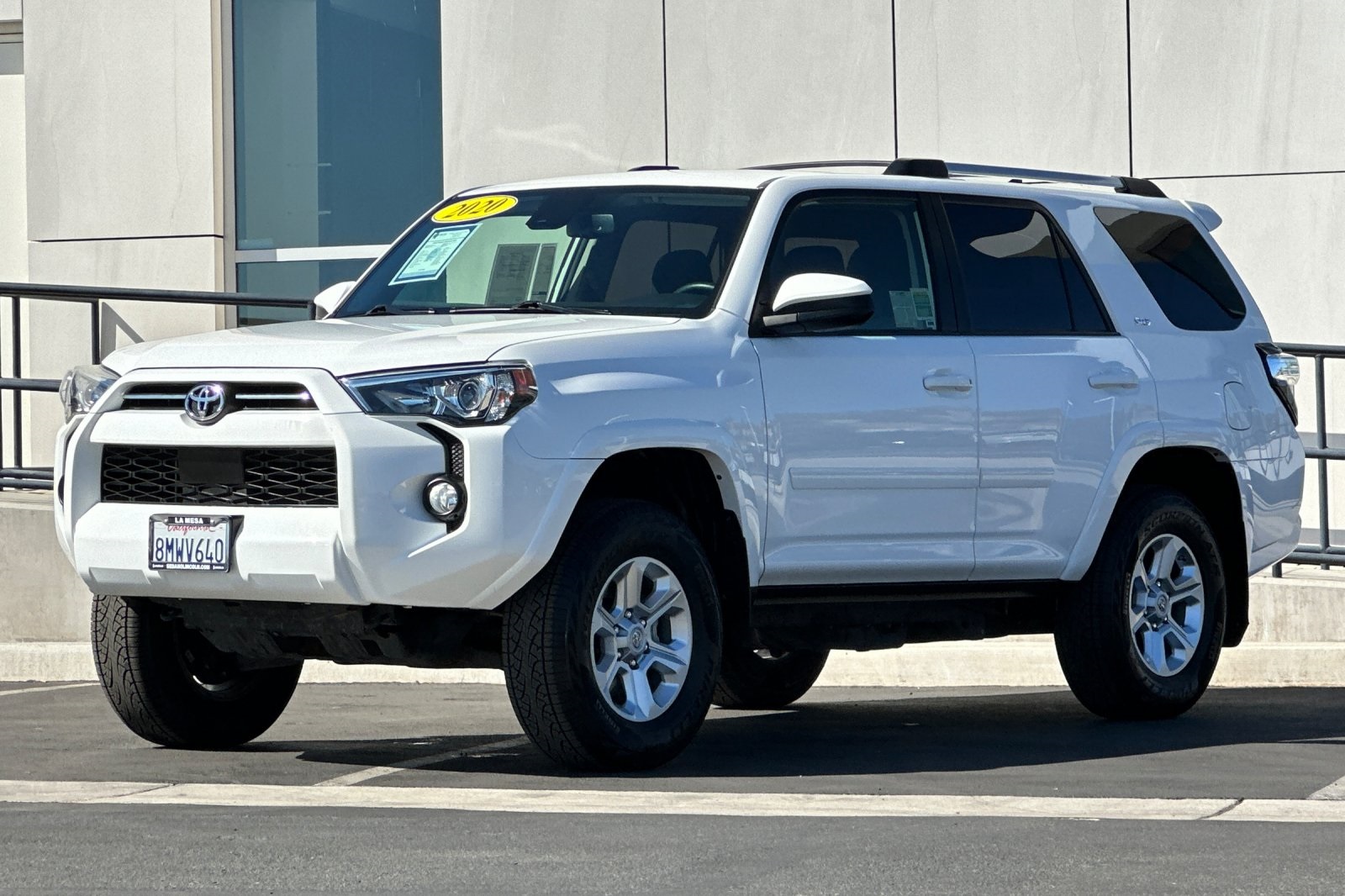 2020 Toyota 4Runner SR5 photo 3