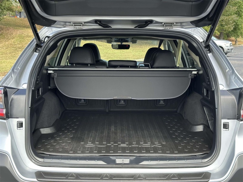 2021 Subaru Outback Limited XT photo 12
