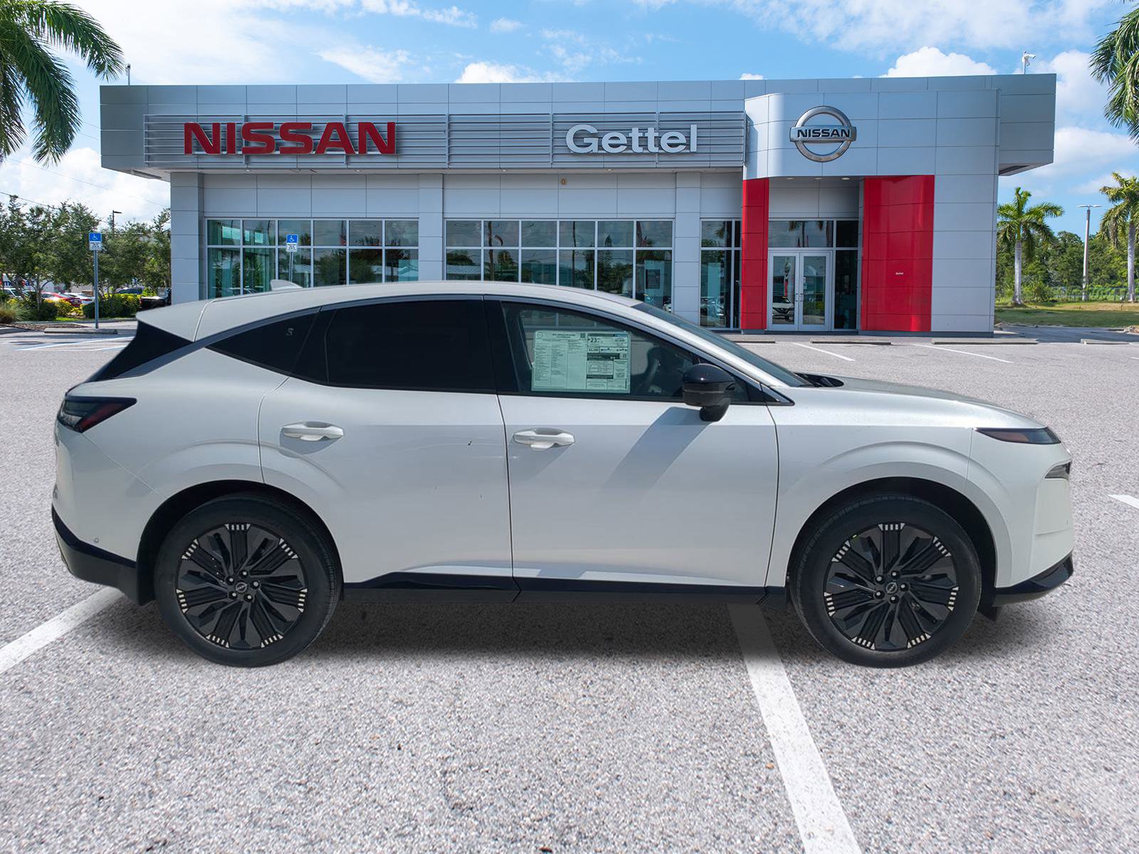 2025 Nissan Murano Platinum photo 3