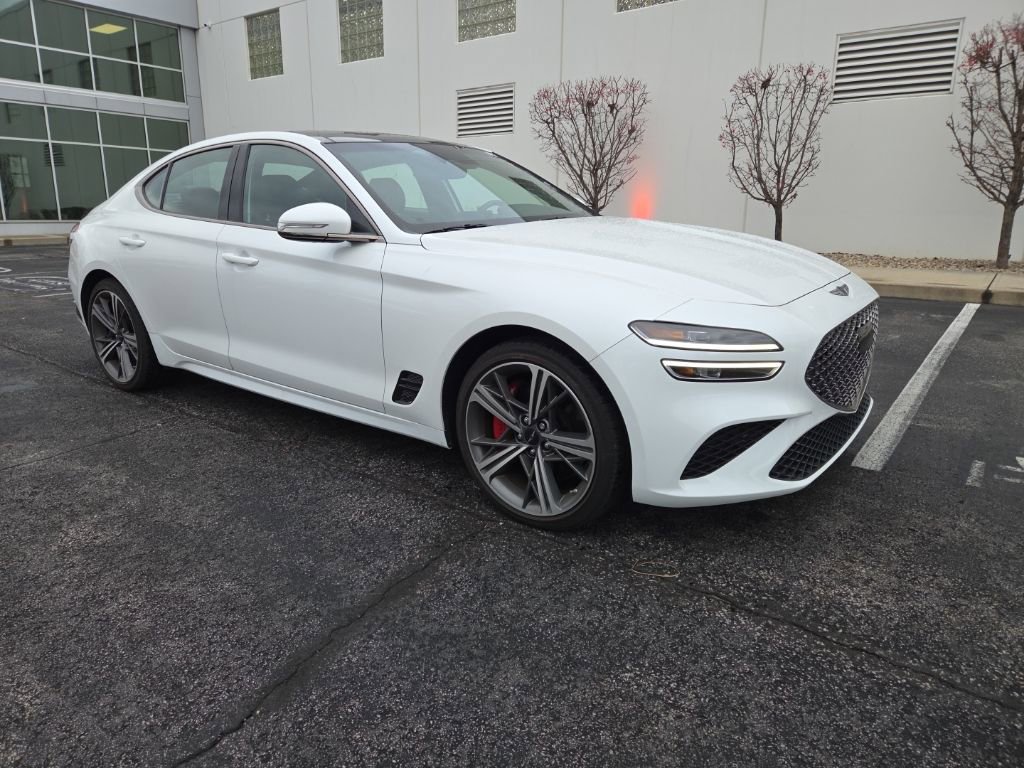 2024 Genesis G70 3.3T Sport Advanced photo 3