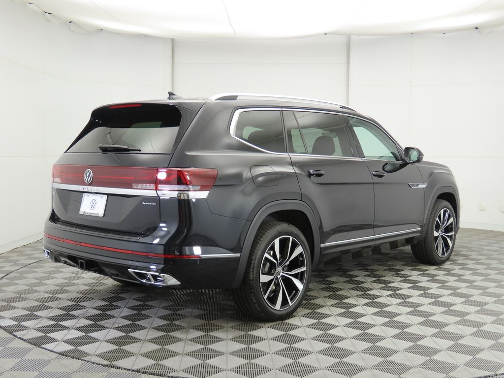 2026 Volkswagen Atlas SEL Premium R-Line photo 5
