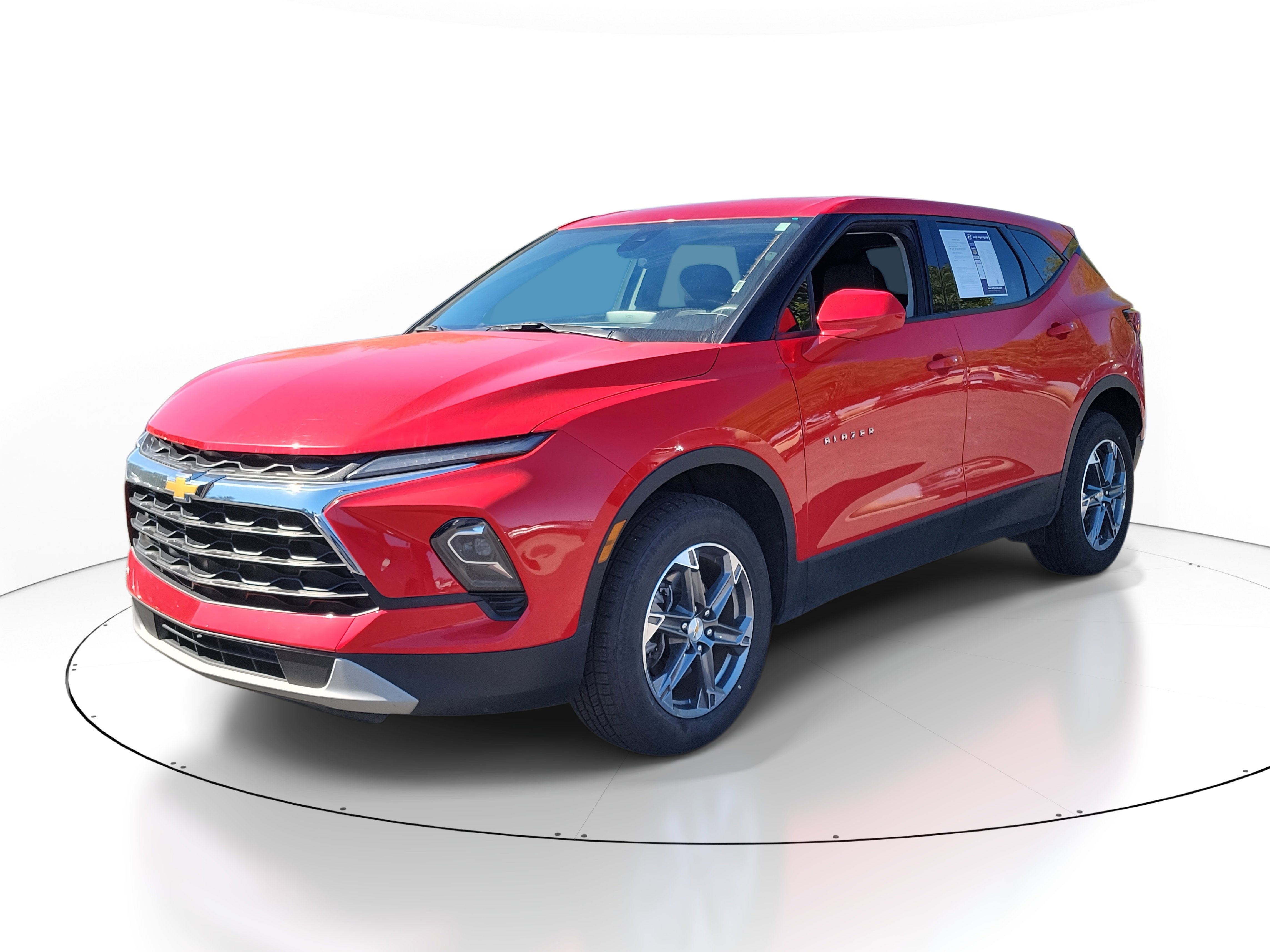 2023 Chevrolet Blazer 2LT photo 2