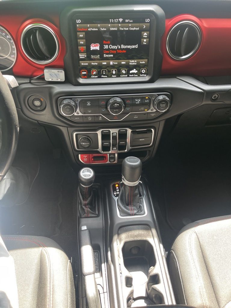 2020 Jeep Gladiator Rubicon photo 22