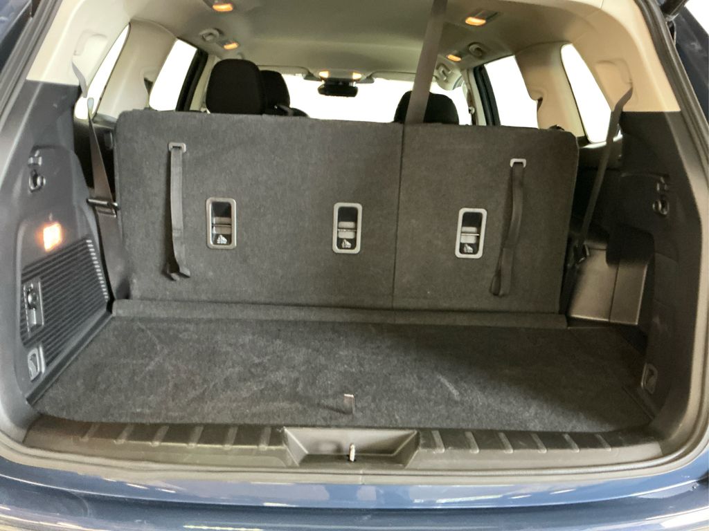 2024 Subaru Ascent Premium photo 19