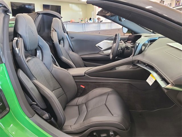 2026 Chevrolet Corvette Stingray 2LT photo 15