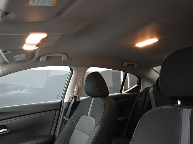 2025 Nissan Sentra SV photo 20