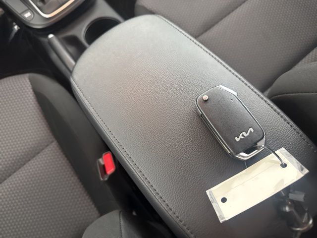 2023 Kia Soul LX photo 27
