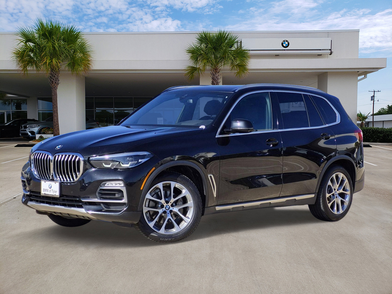 2020 BMW X5 40i's photo