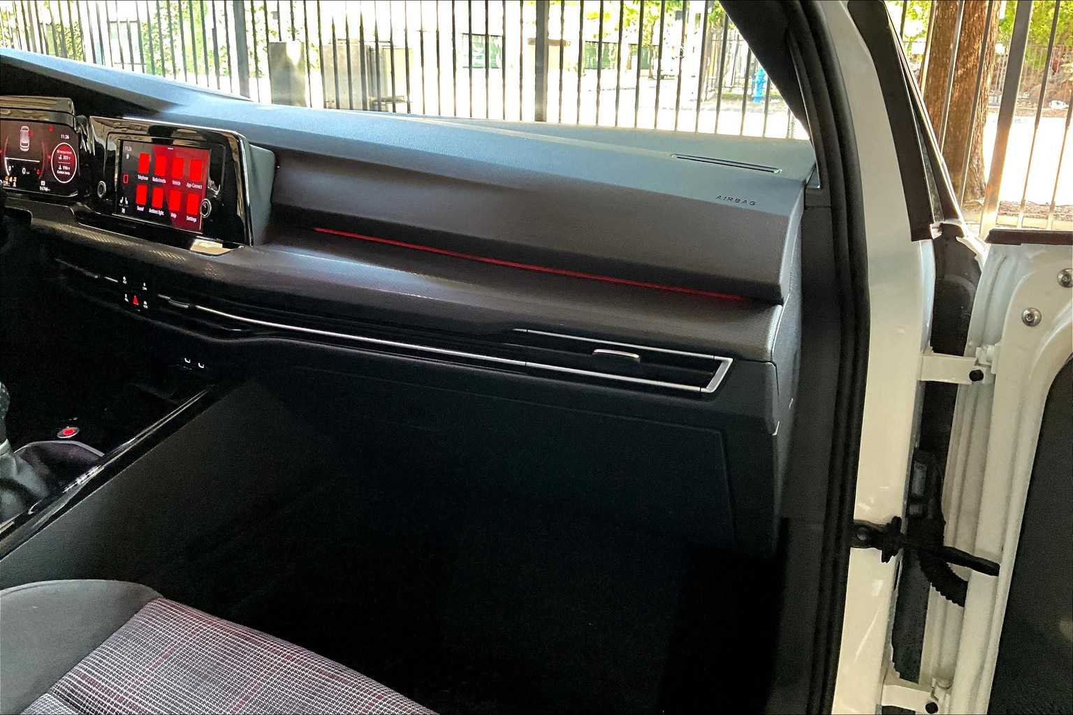 2024 Volkswagen Golf GTI 380 S photo 16
