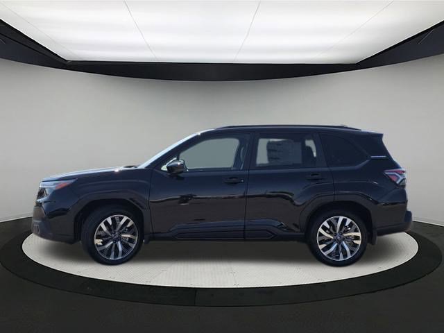 2025 Subaru Forester Touring photo 3