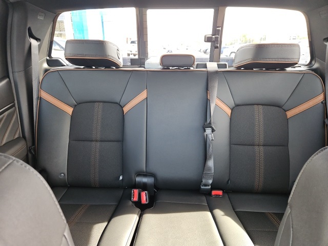 2026 Gmc Canyon AT4 photo 27