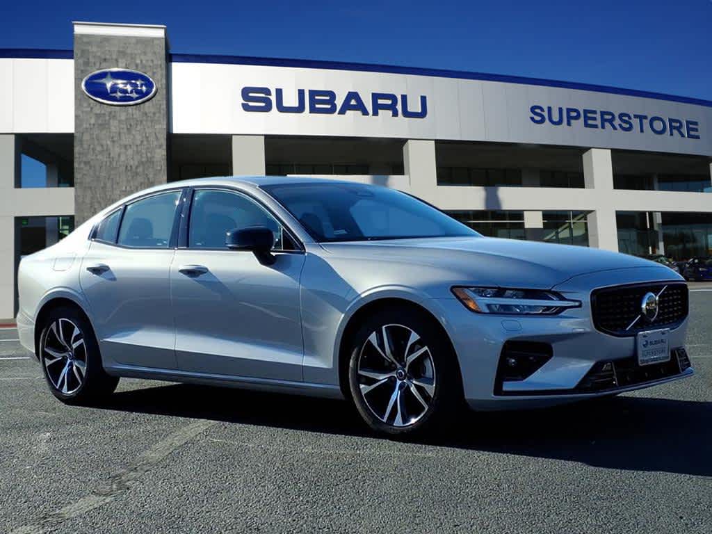 2025 Volvo S60 Core