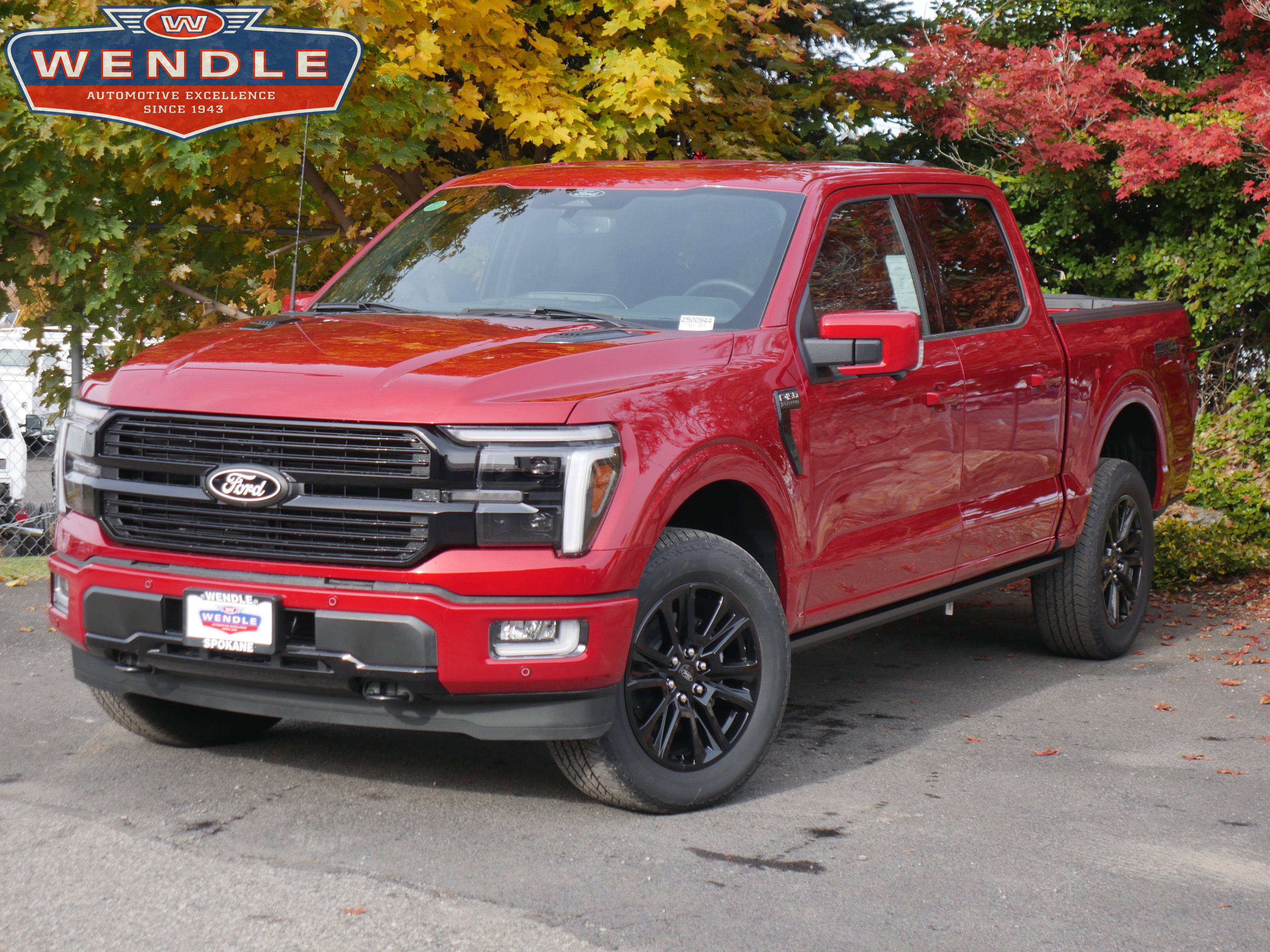 2025 Ford F-150 Platinum's photo
