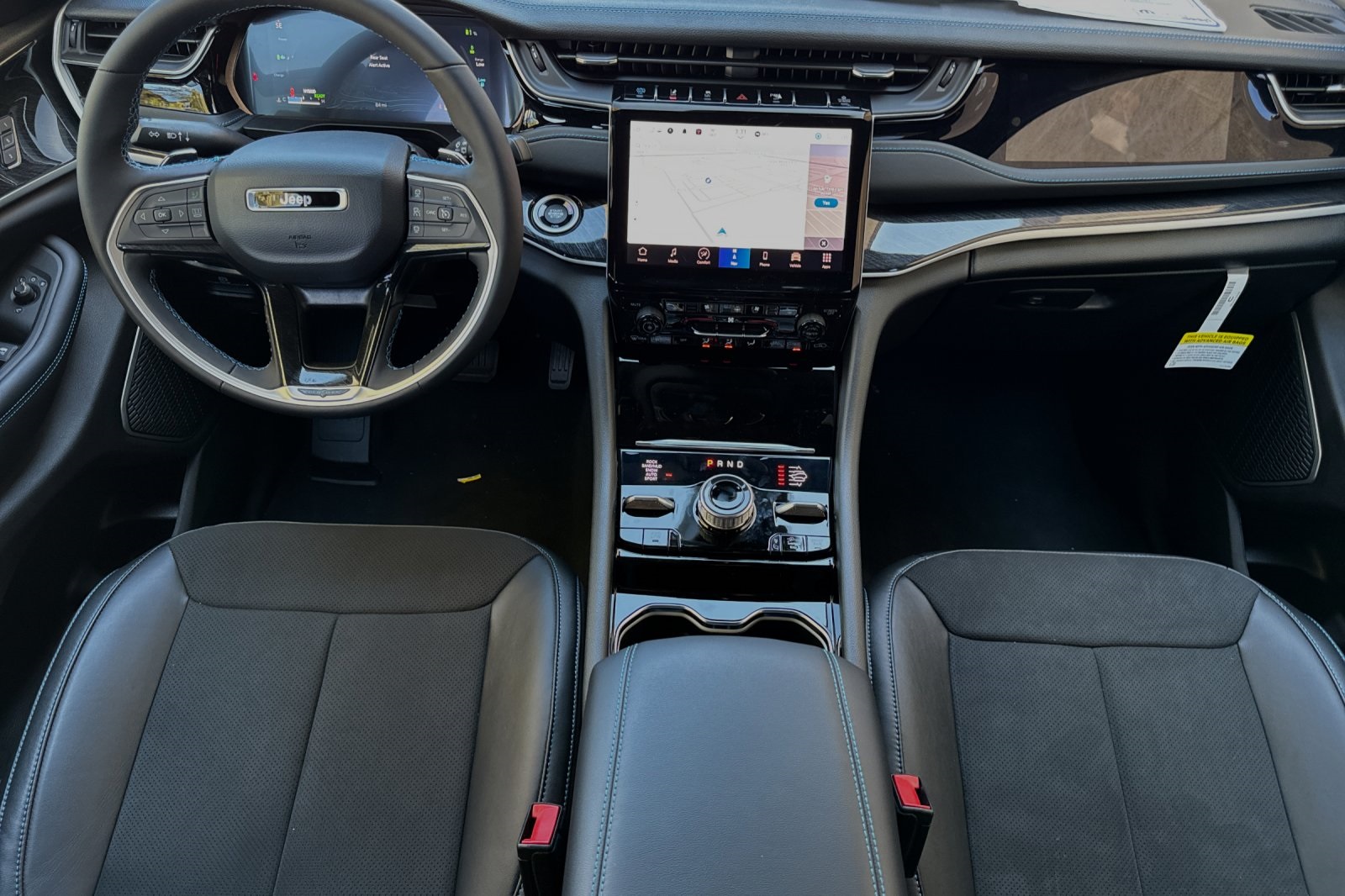 2023 Jeep Grand Cherokee Trailhawk 4xe photo 12