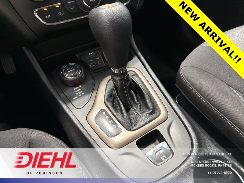 2014 Jeep Cherokee Latitude photo 32