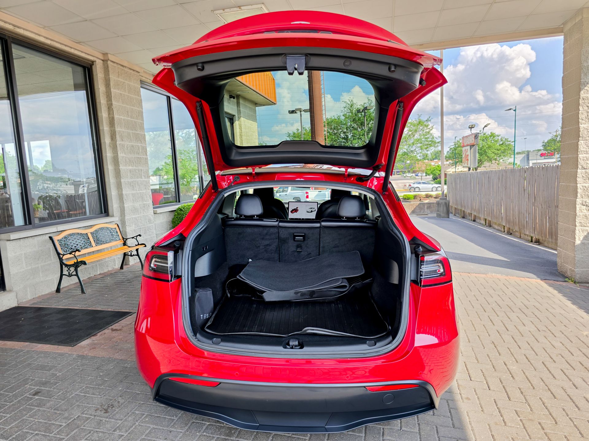 2021 Tesla Model Y Long Range photo 40