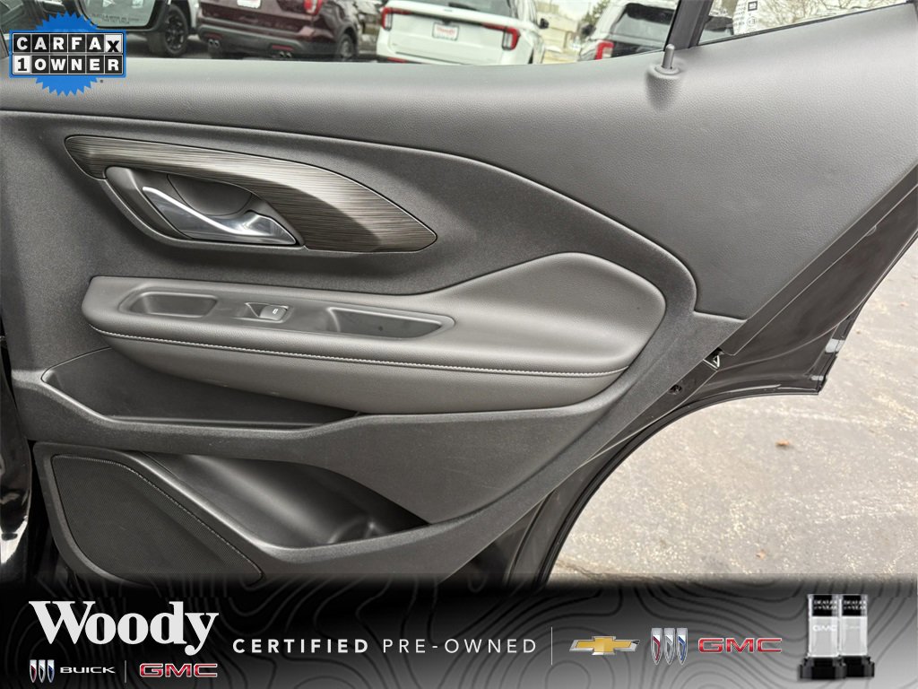 2023 GMC TERRAIN - Image 34