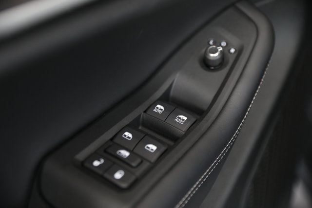 2025 Jeep Grand Cherokee Limited photo 11