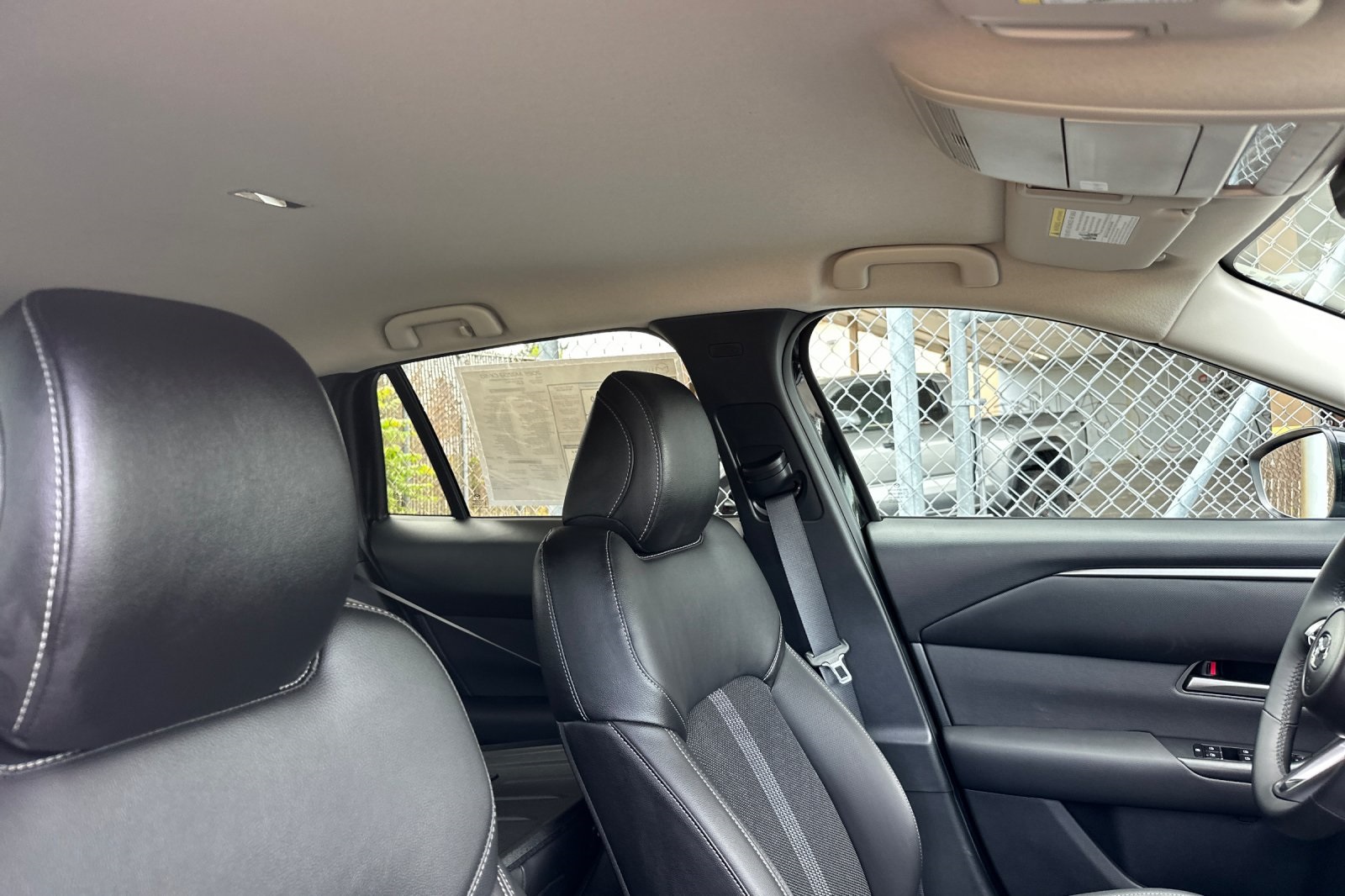 2025 Mazda CX-50 Preferred photo 15