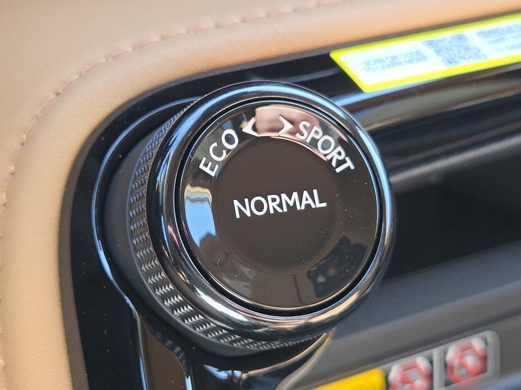 2026 Lexus NX 350h photo 15