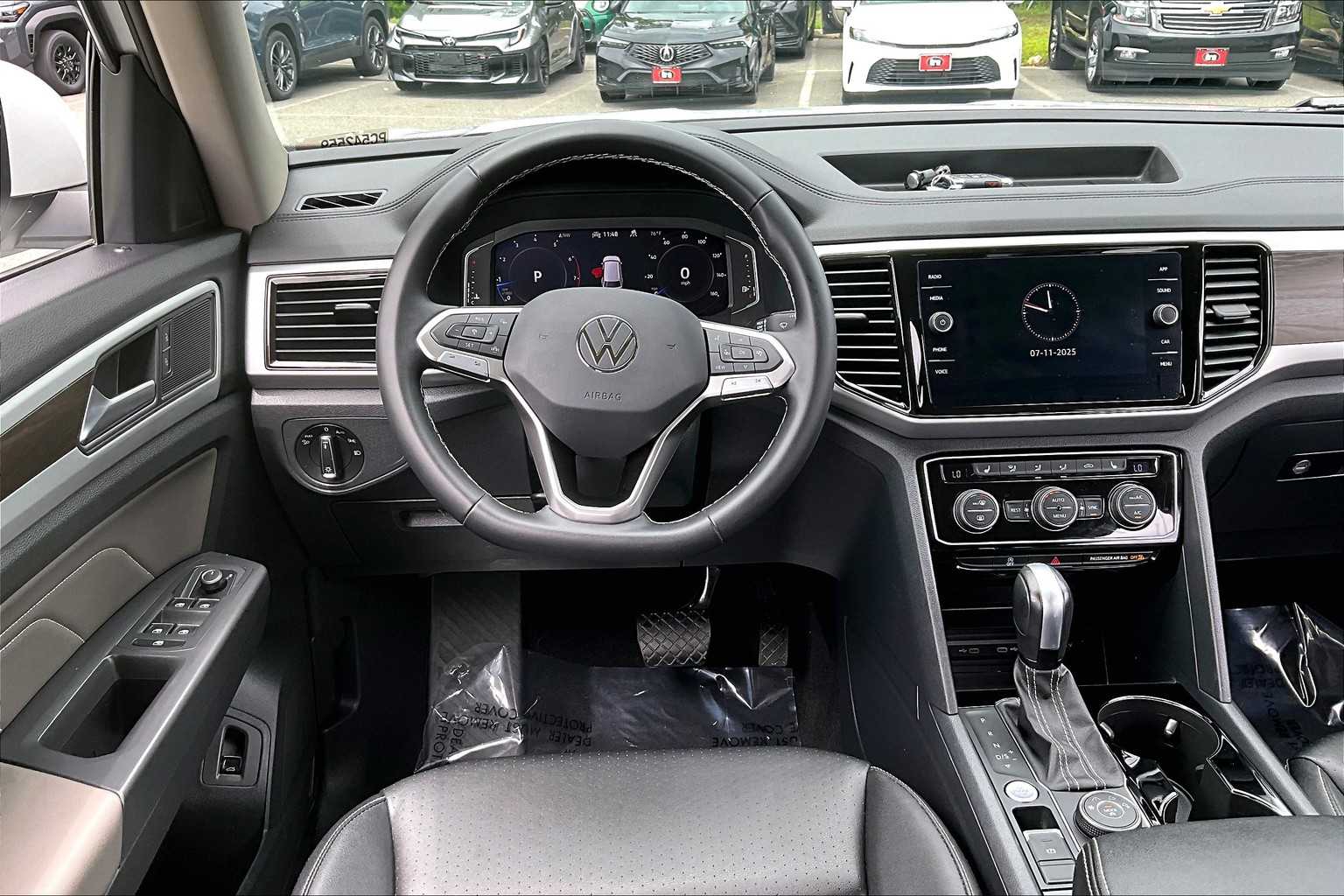 2023 Volkswagen Atlas SE Technology photo 4