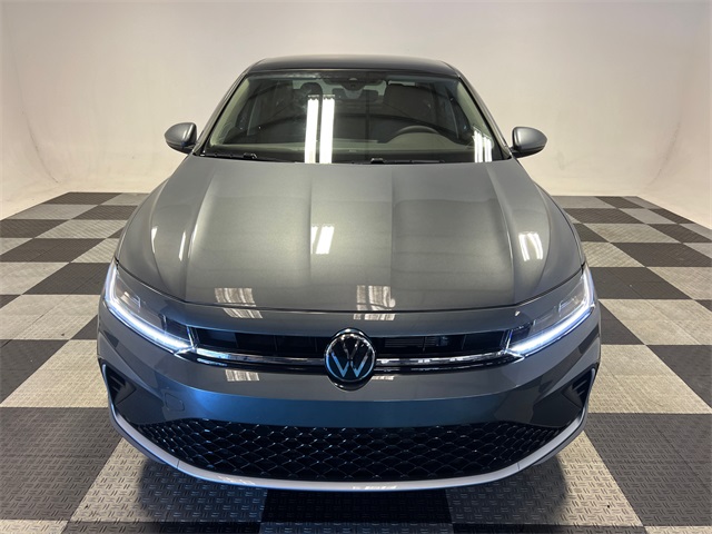 2026 Volkswagen Jetta 1.5T SE photo 2