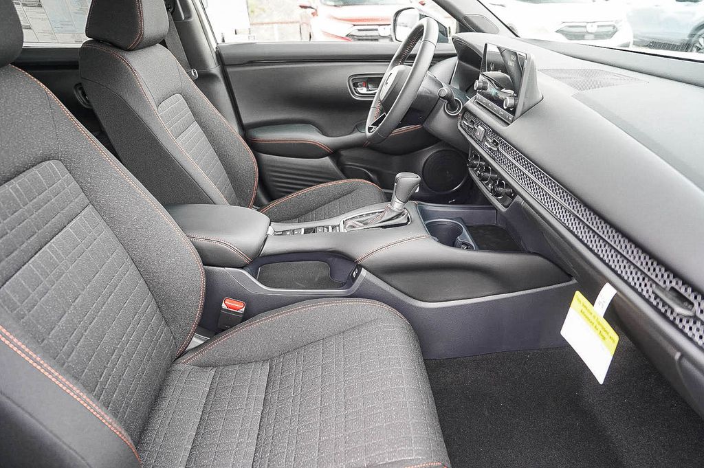 2025 Honda HR-V Sport photo 19