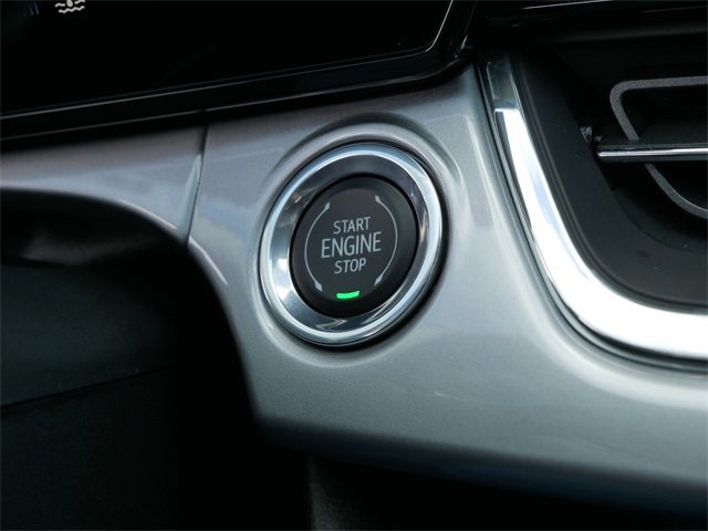 2025 Chevrolet Trax LT photo 19