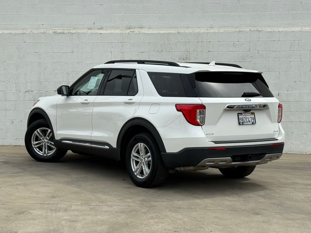 2022 Ford Explorer XLT photo 4