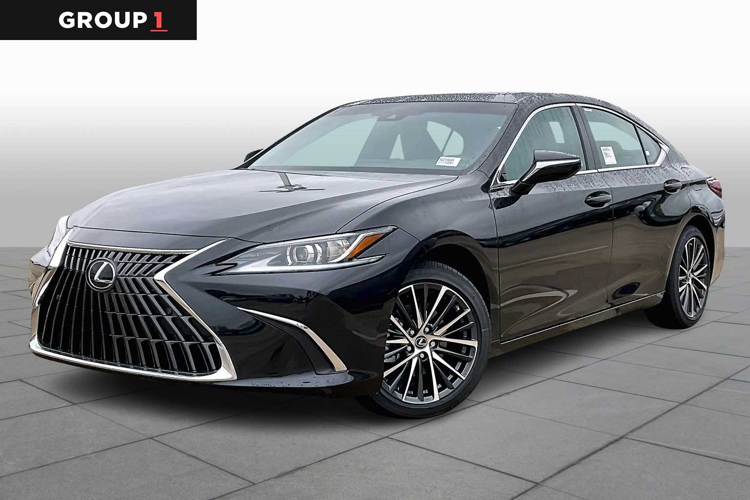 2025 Lexus ES 350's photo