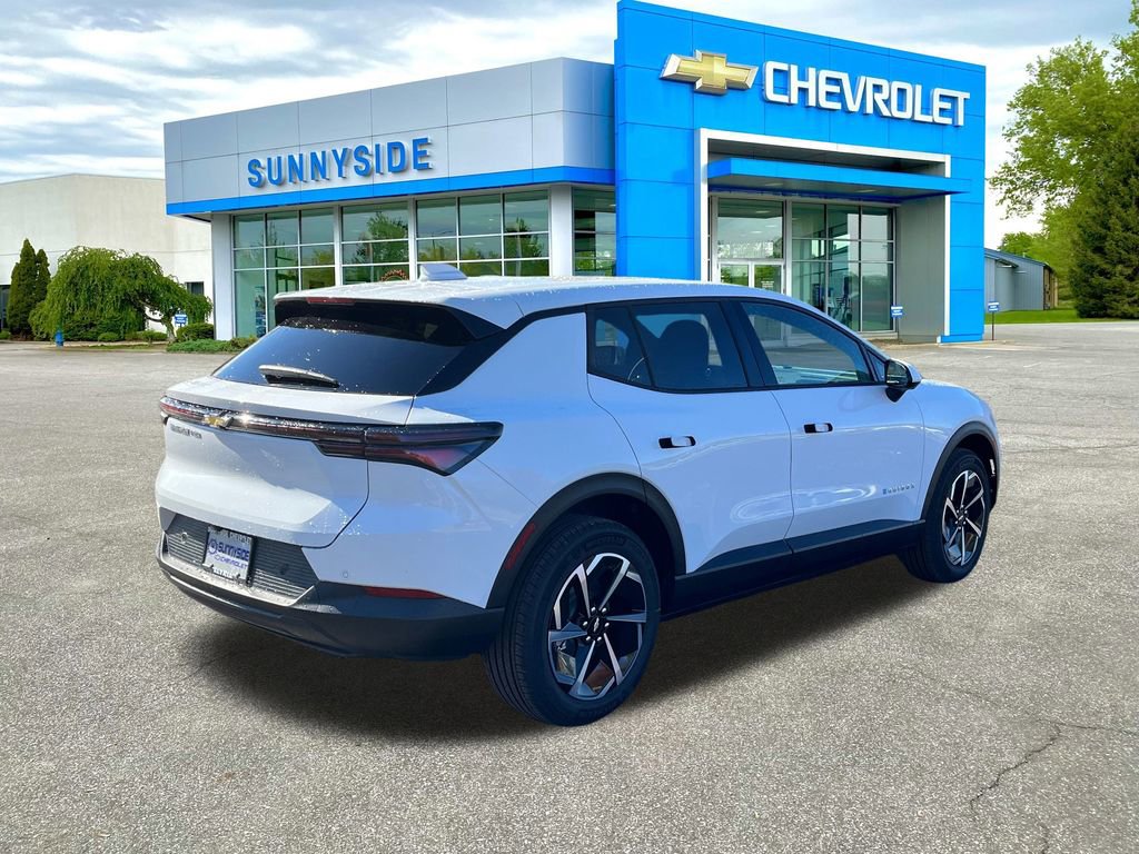 2026 Chevrolet Equinox EV 1LT photo 2